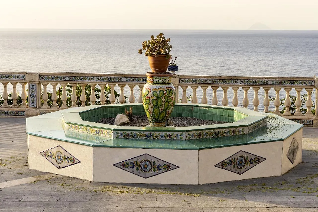 Bed and Breakfast La dimora dei ricci Santo Stefano di Camastra 0*,